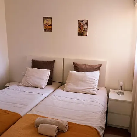 Hoyo 1, Golfe Isla Canela Apartment