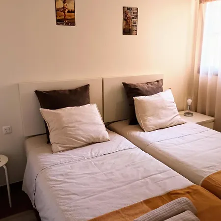 Hoyo 1, Golfe Isla Canela Apartment *